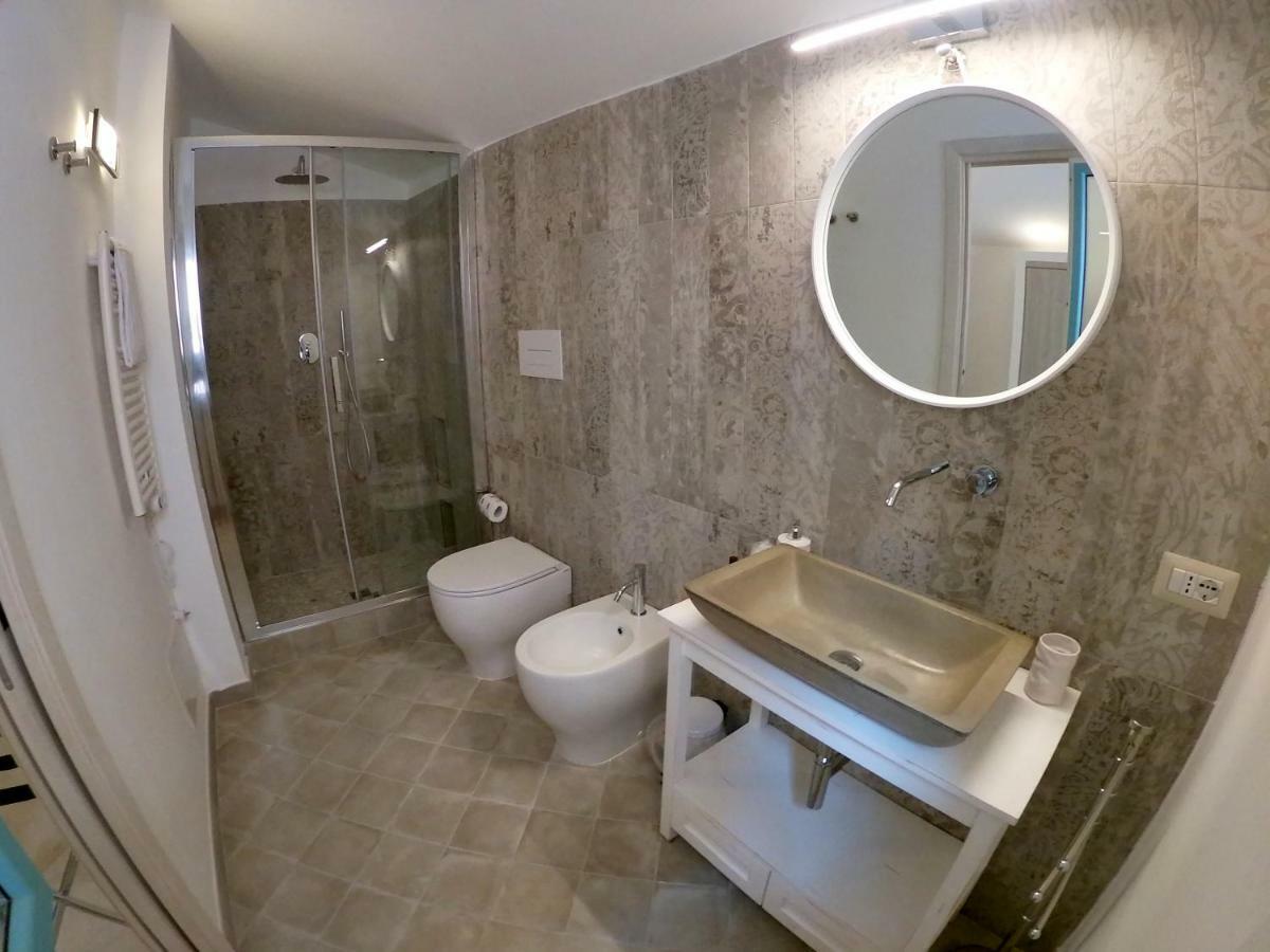 Domo'E Sorres Hotel Олбия Екстериор снимка
